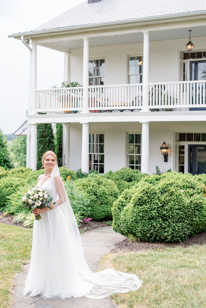 Bridal portraits in front of the Manor House at Glen Ellen Farm