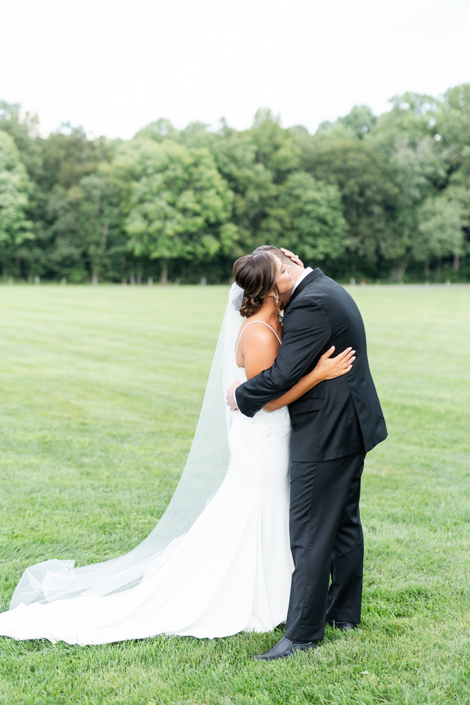 Rosewood Farms wedding day first look
