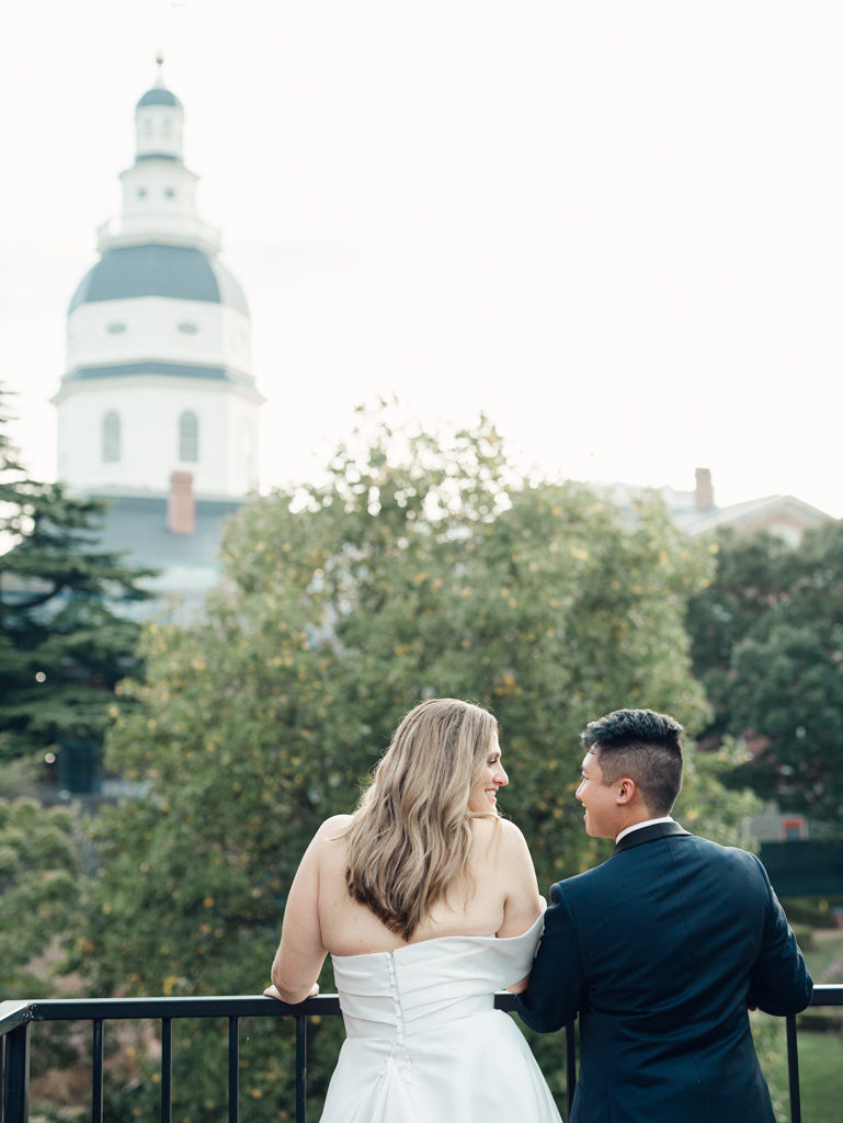 Tracie & Nick's portraits on their Annapolis Wedding day at Governor Calvert House, Historic Inns of Annapolis