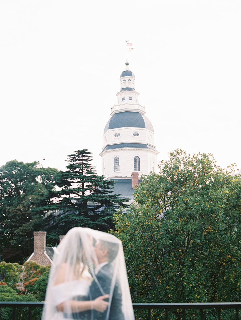 Tracie & Nick's portraits on their Annapolis Wedding day at Governor Calvert House, Historic Inns of Annapolis