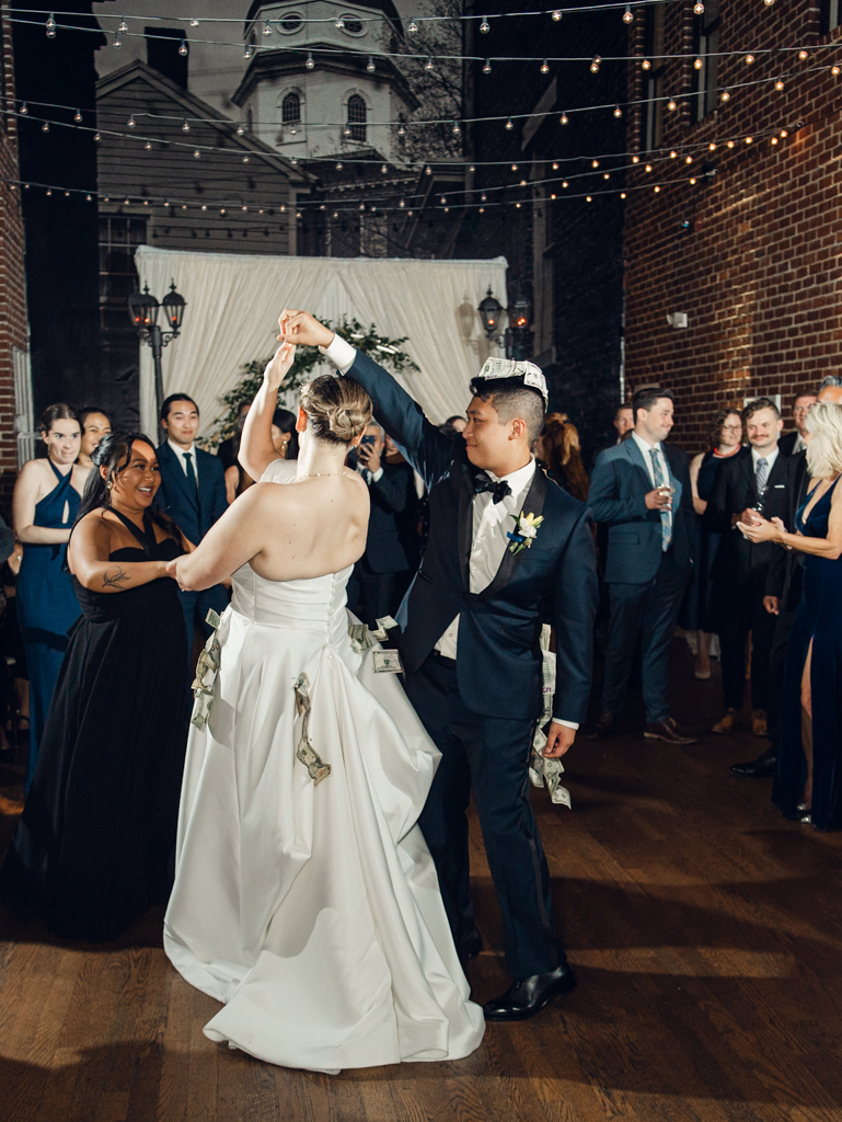 Governor Calvert House, Historic Inns of Annapolis wedding day dancing