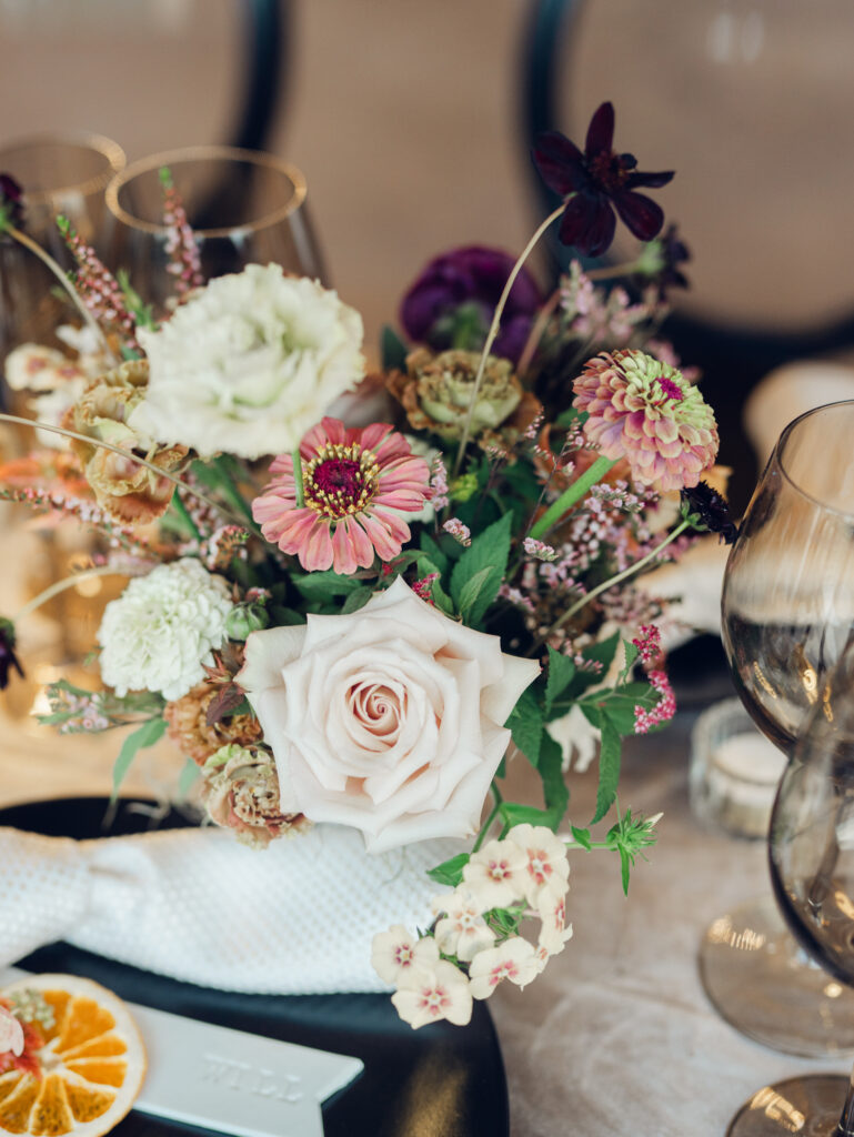 Table design Bortner Valley a Hampstead, MD wedding venue by Sunset Florals, Events by Stace, Nicole Simensky Photography.