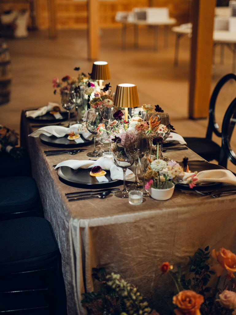 Table design Bortner Valley a Hampstead, MD wedding venue by Sunset Florals, Events by Stace, Nicole Simensky Photography.