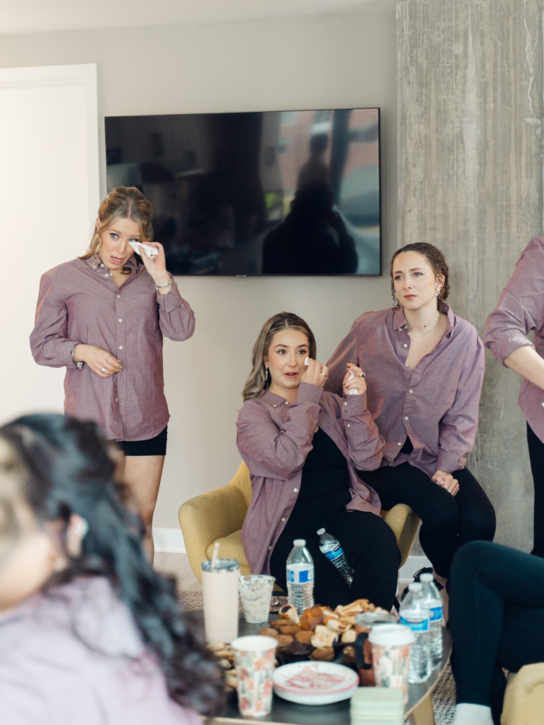 documentary wedding photo by dc wedding photographer Nicole Simensky photography