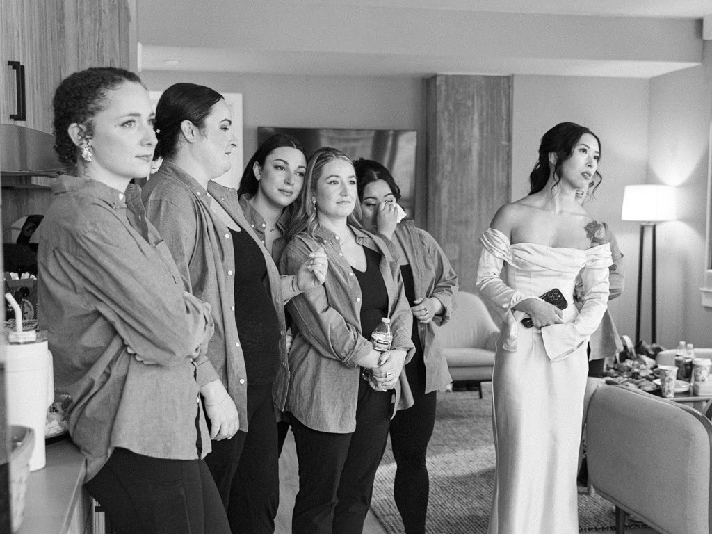 documentary wedding photo by dc wedding photographer Nicole Simensky photography