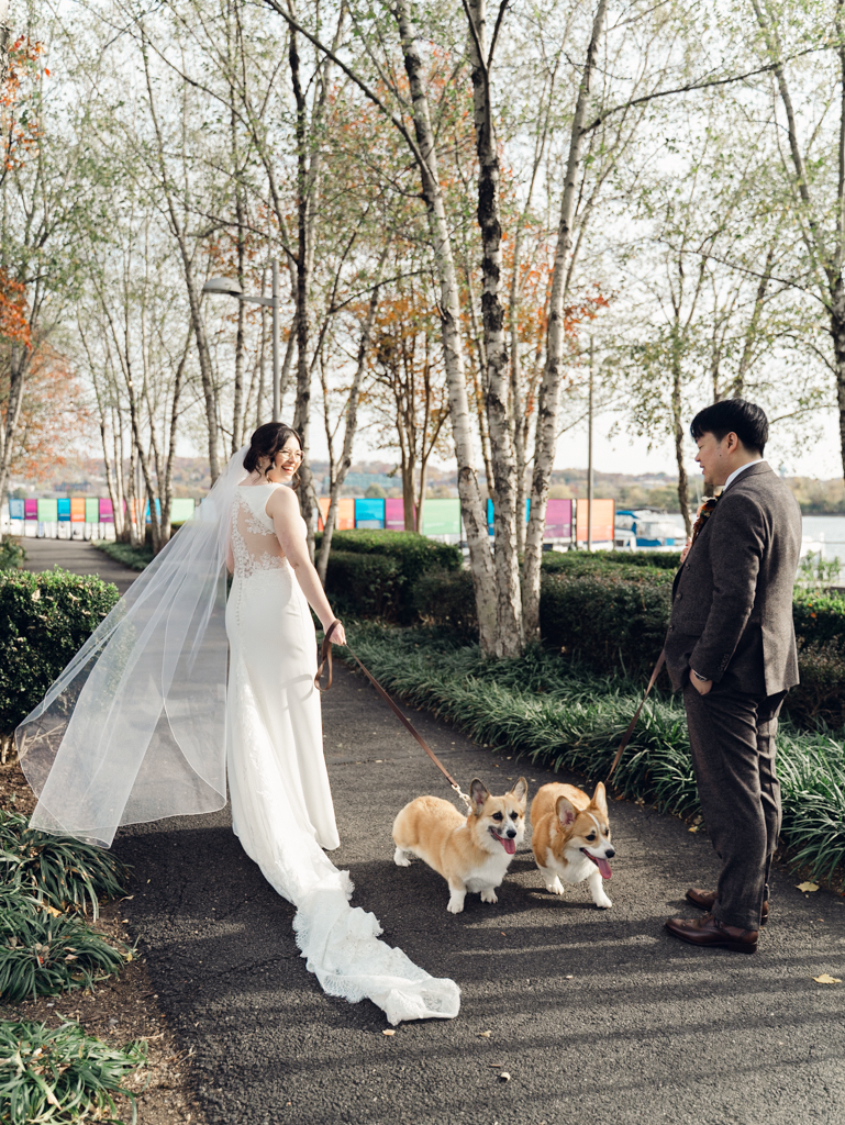 documentary wedding photo by dc wedding photographer Nicole Simensky photography