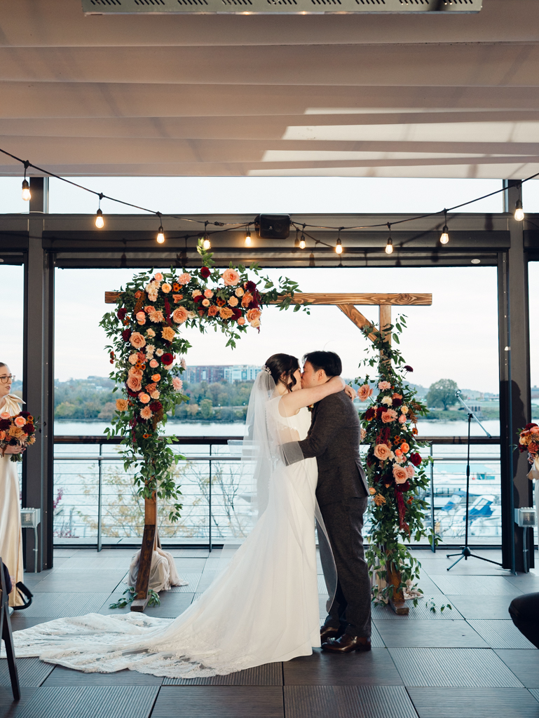 district winery wedding ceremony by dc wedding photographer Nicole Simensky photography
