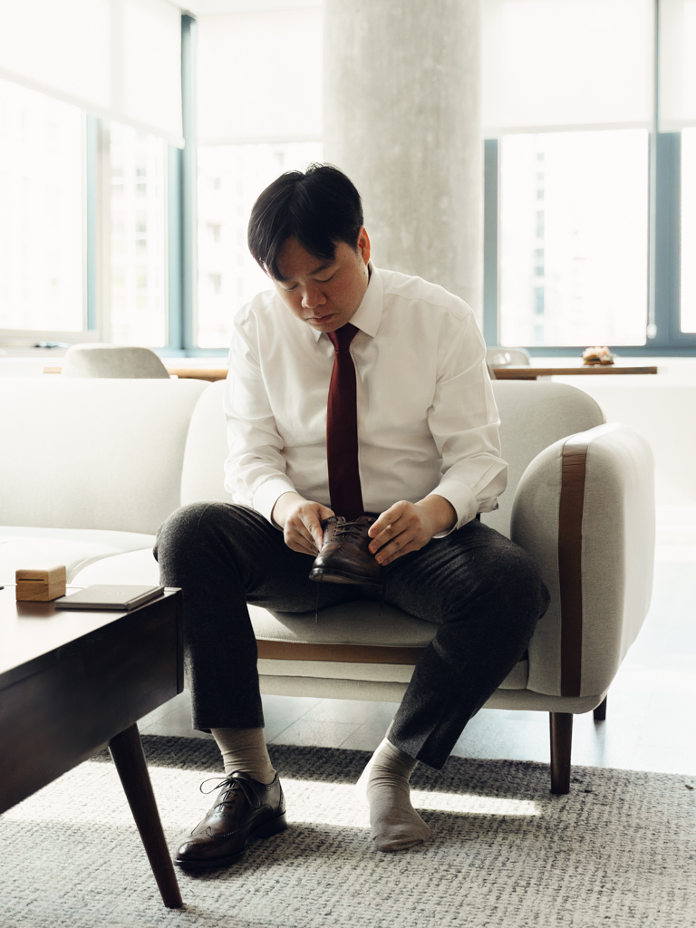 documentary wedding photo by dc wedding photographer Nicole Simensky photography